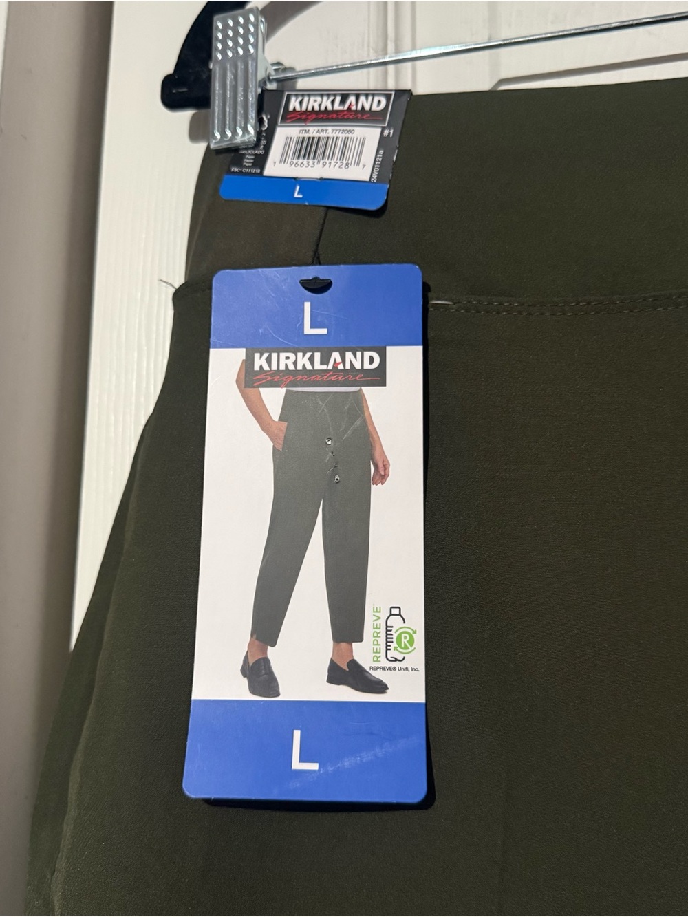 Kirkland Signature Ankle Pants 4 Way Stretch Zip Pocket, Green, Women’s Size L